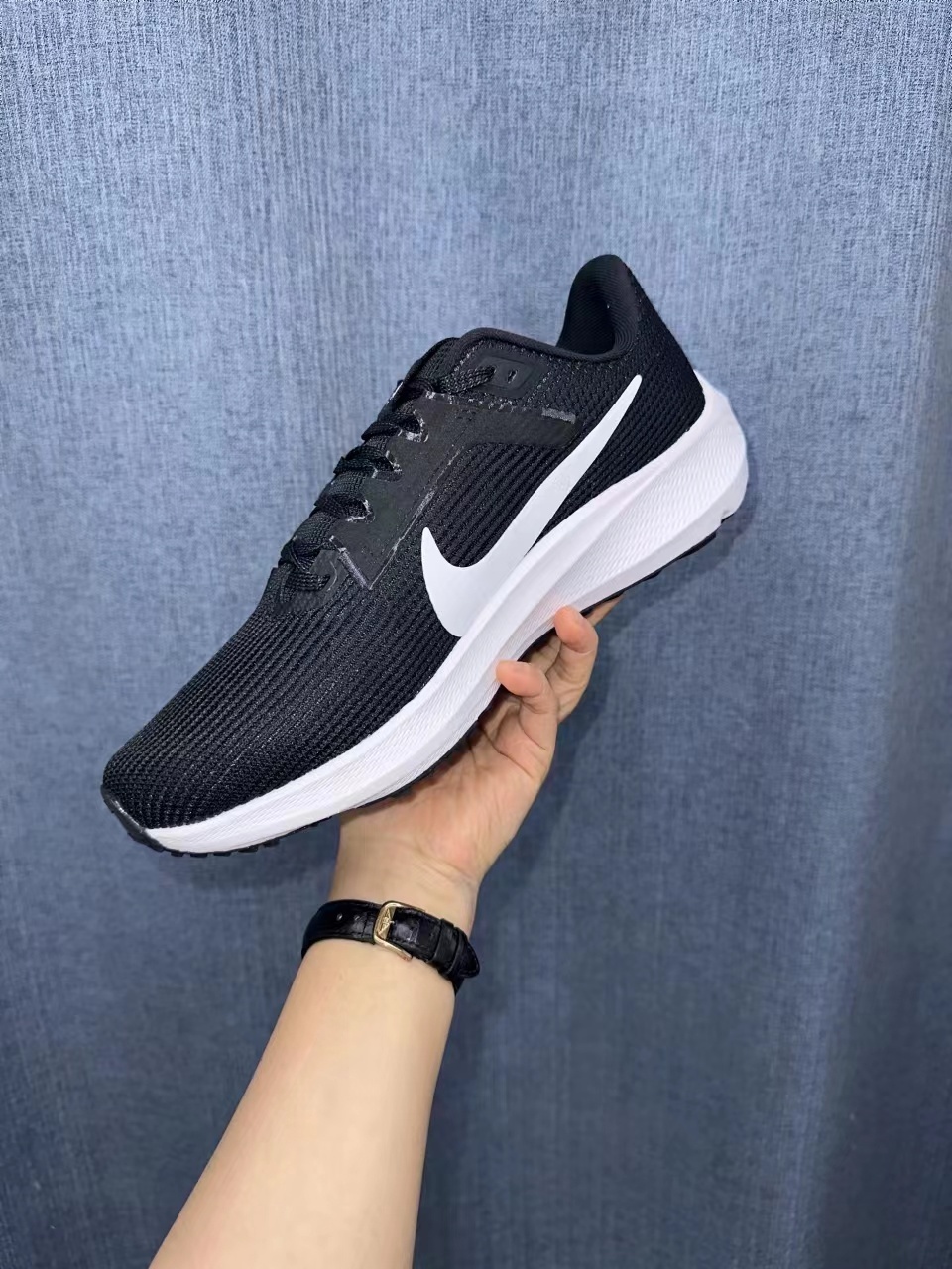 Nike Pegasus White and Black